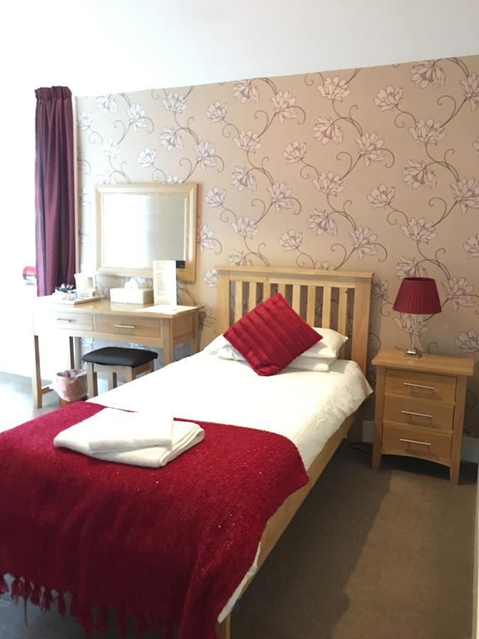 Linsmohr Hotel Pitmedden Екстериор снимка
